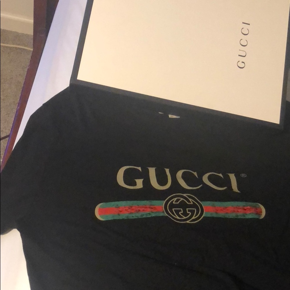 Gucci Black Washed Shirt 320$ comes w rece…